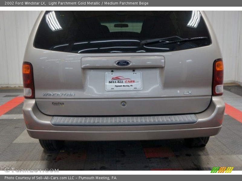 Light Parchment Gold Metallic / Medium Parchment Beige 2002 Ford Windstar LX