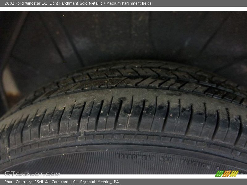 Light Parchment Gold Metallic / Medium Parchment Beige 2002 Ford Windstar LX