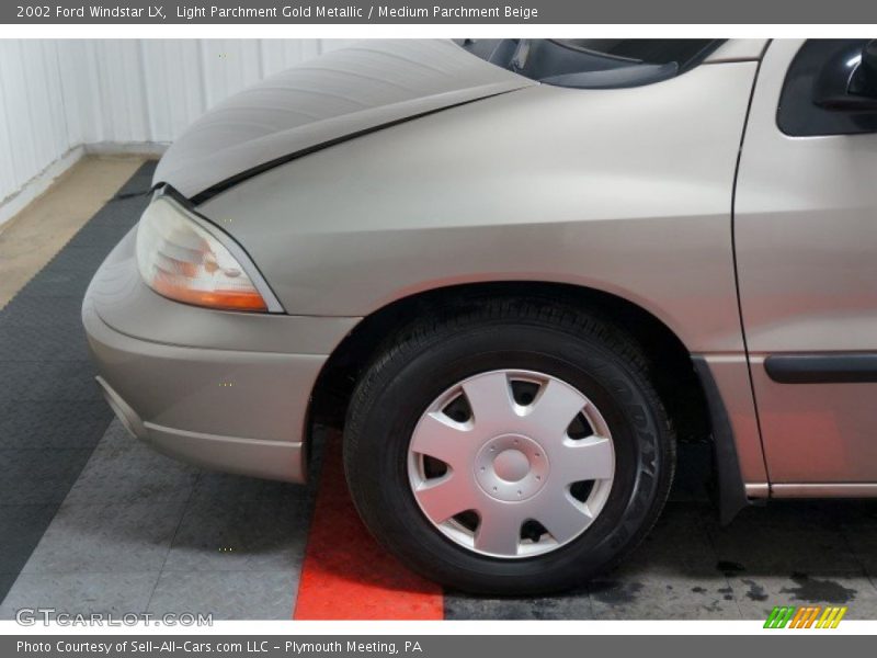 Light Parchment Gold Metallic / Medium Parchment Beige 2002 Ford Windstar LX