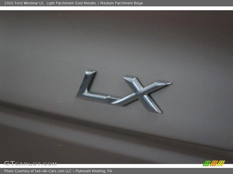 Light Parchment Gold Metallic / Medium Parchment Beige 2002 Ford Windstar LX