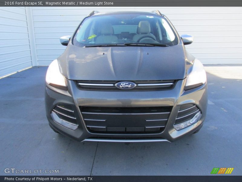 Magnetic Metallic / Medium Light Stone 2016 Ford Escape SE