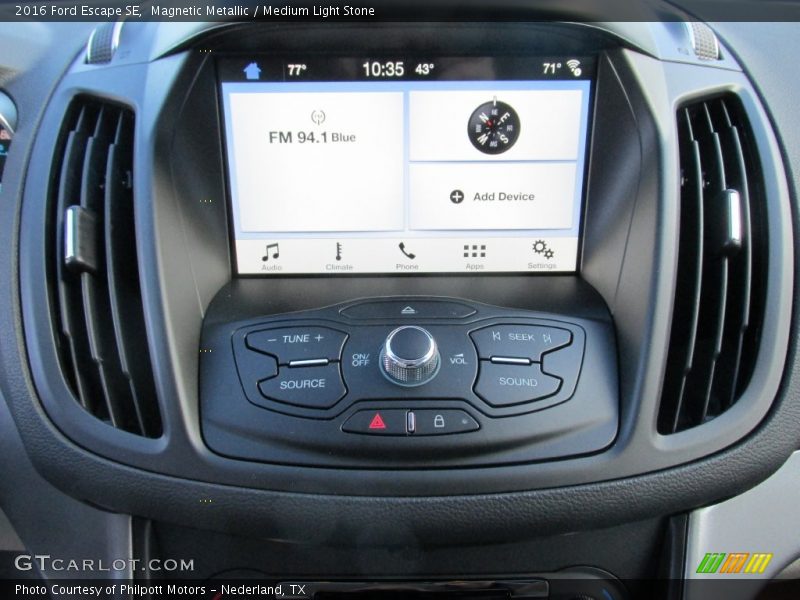 Magnetic Metallic / Medium Light Stone 2016 Ford Escape SE