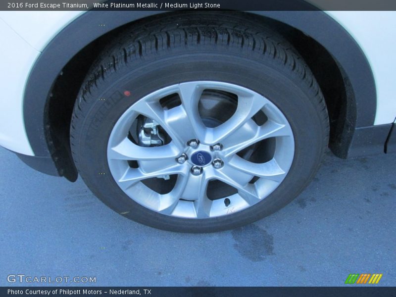 White Platinum Metallic / Medium Light Stone 2016 Ford Escape Titanium