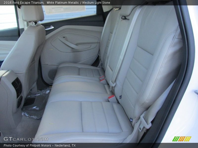 White Platinum Metallic / Medium Light Stone 2016 Ford Escape Titanium
