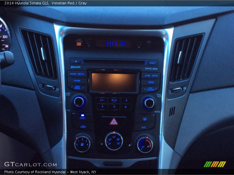 Venetian Red / Gray 2014 Hyundai Sonata GLS