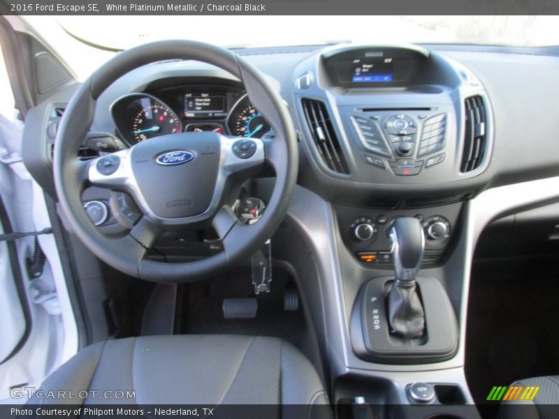 White Platinum Metallic / Charcoal Black 2016 Ford Escape SE