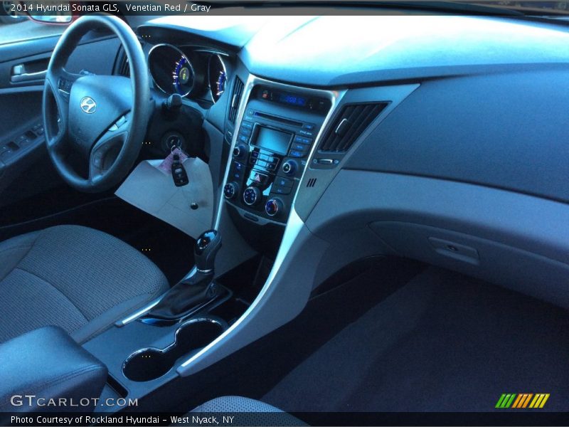 Venetian Red / Gray 2014 Hyundai Sonata GLS