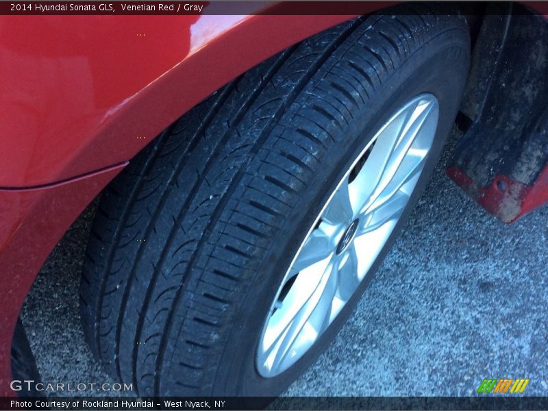 Venetian Red / Gray 2014 Hyundai Sonata GLS