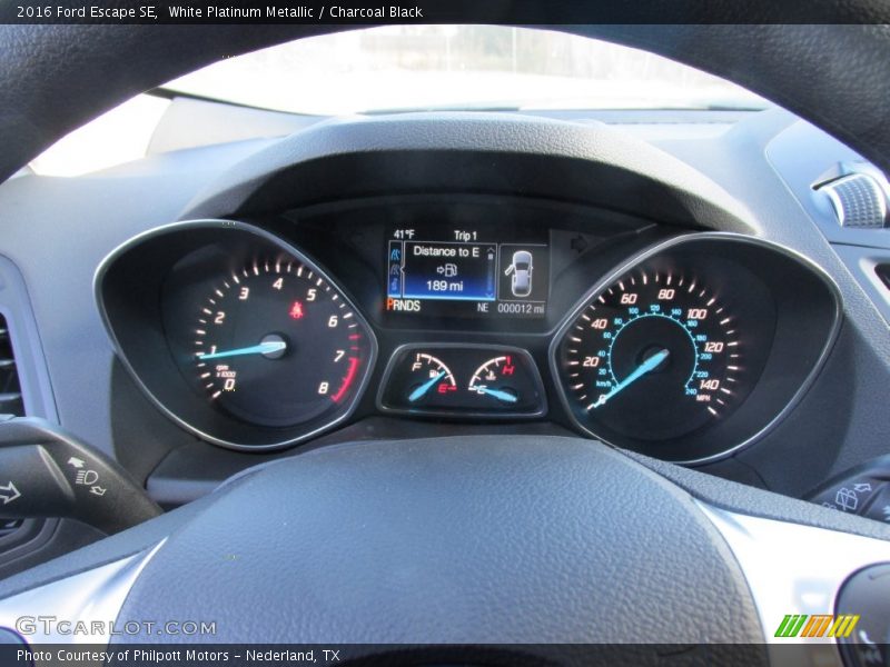 White Platinum Metallic / Charcoal Black 2016 Ford Escape SE