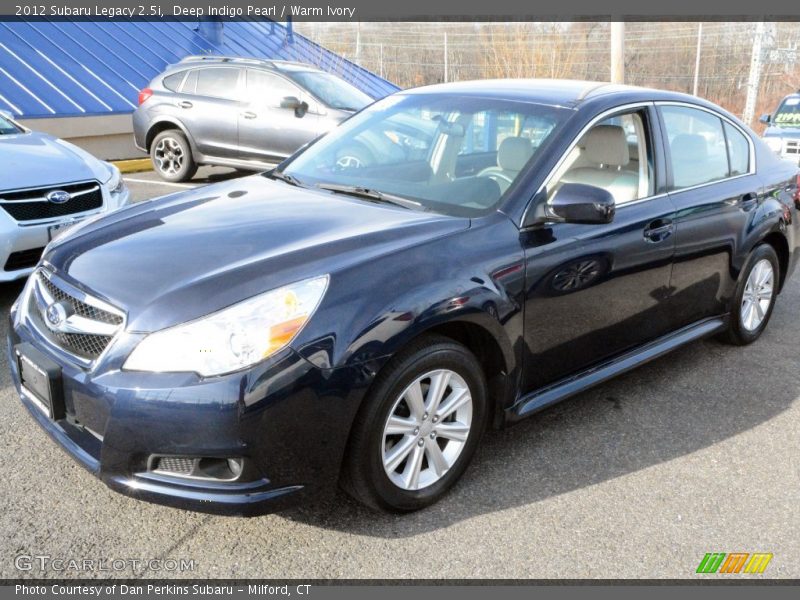 Deep Indigo Pearl / Warm Ivory 2012 Subaru Legacy 2.5i