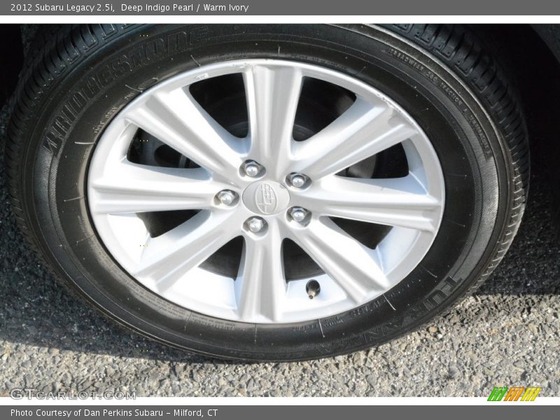 Deep Indigo Pearl / Warm Ivory 2012 Subaru Legacy 2.5i