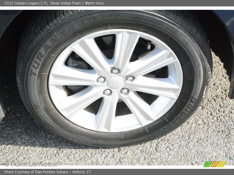 Deep Indigo Pearl / Warm Ivory 2012 Subaru Legacy 2.5i