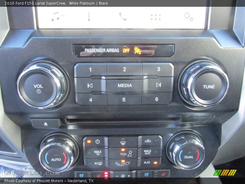 White Platinum / Black 2016 Ford F150 Lariat SuperCrew