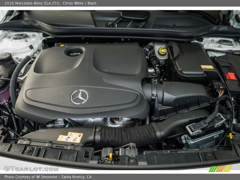 Cirrus White / Black 2016 Mercedes-Benz GLA 250