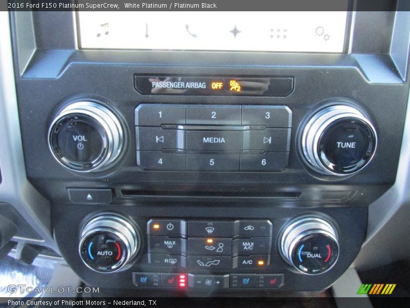 White Platinum / Platinum Black 2016 Ford F150 Platinum SuperCrew