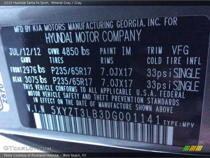Mineral Gray / Gray 2013 Hyundai Santa Fe Sport