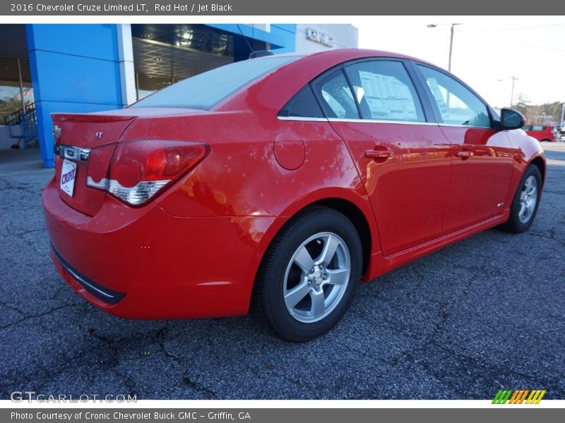 Red Hot / Jet Black 2016 Chevrolet Cruze Limited LT
