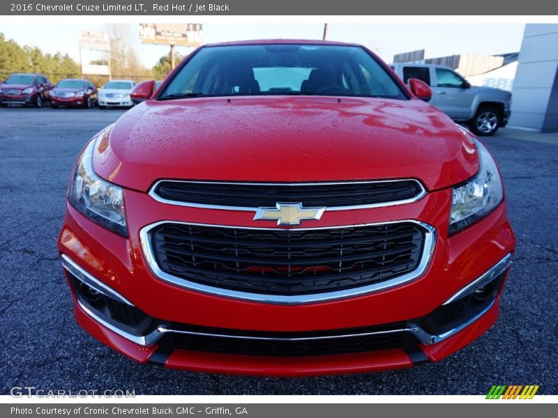 Red Hot / Jet Black 2016 Chevrolet Cruze Limited LT