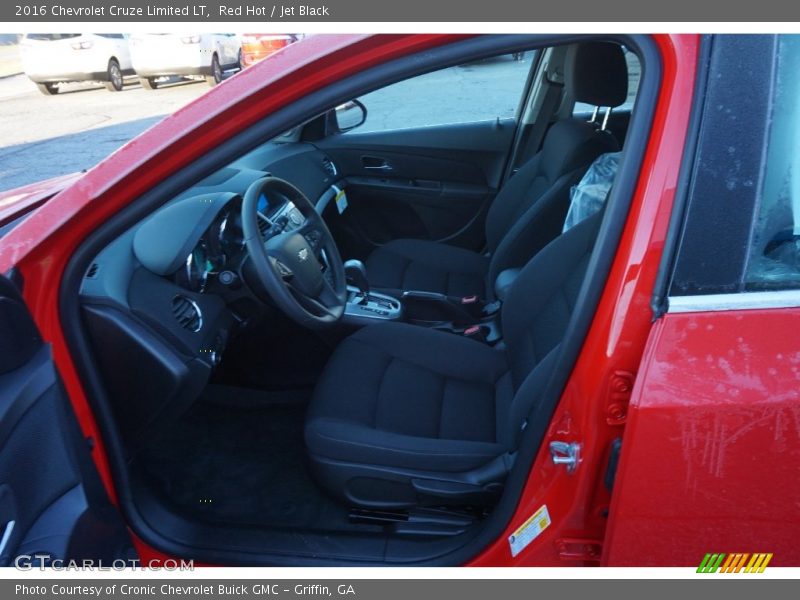 Red Hot / Jet Black 2016 Chevrolet Cruze Limited LT