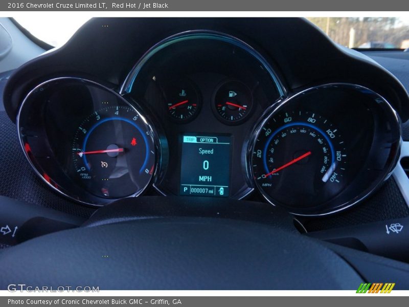 Red Hot / Jet Black 2016 Chevrolet Cruze Limited LT