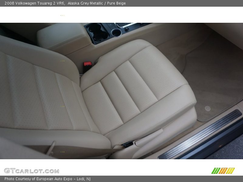 Alaska Grey Metallic / Pure Beige 2008 Volkswagen Touareg 2 VR6