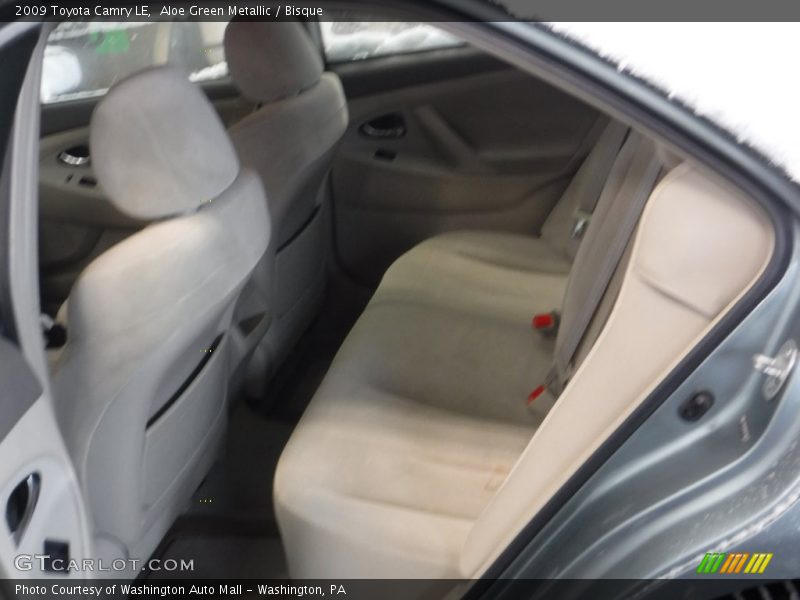 Aloe Green Metallic / Bisque 2009 Toyota Camry LE