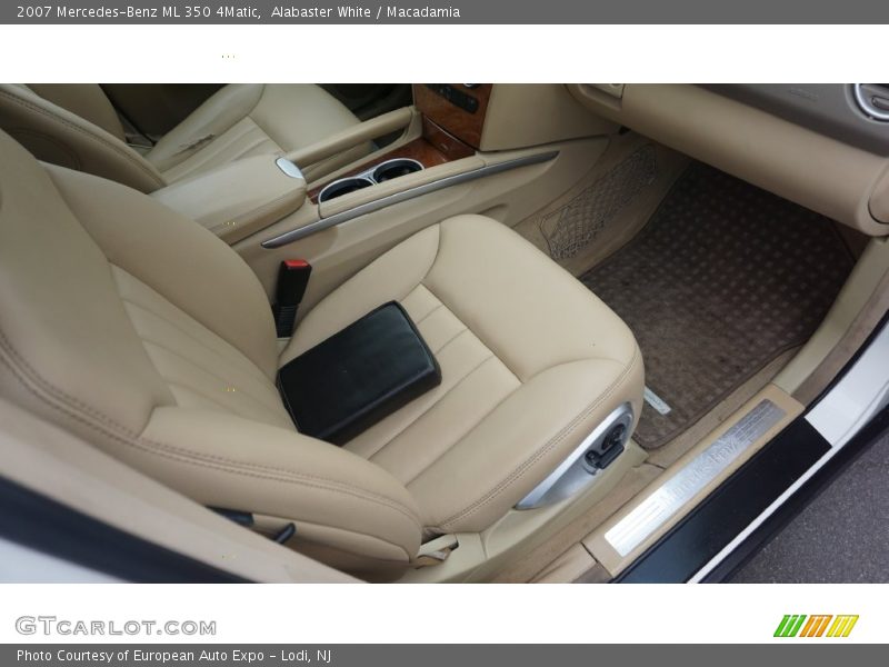 Alabaster White / Macadamia 2007 Mercedes-Benz ML 350 4Matic