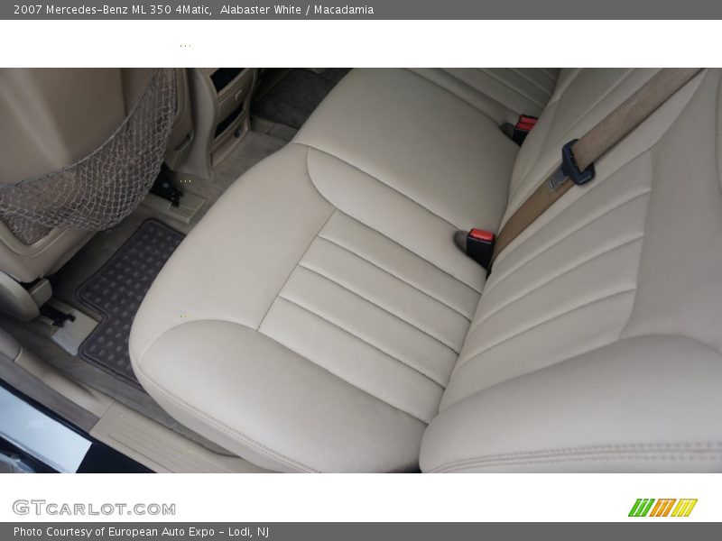 Alabaster White / Macadamia 2007 Mercedes-Benz ML 350 4Matic