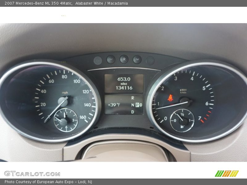 Alabaster White / Macadamia 2007 Mercedes-Benz ML 350 4Matic