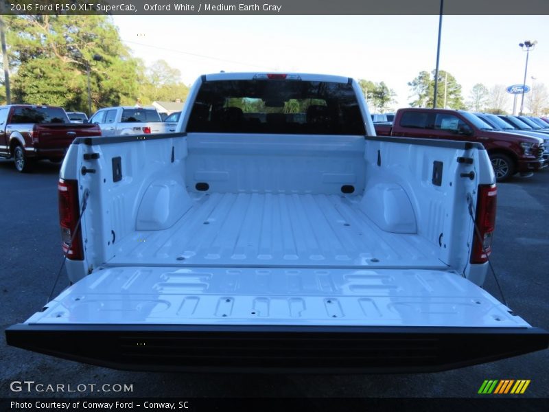 Oxford White / Medium Earth Gray 2016 Ford F150 XLT SuperCab