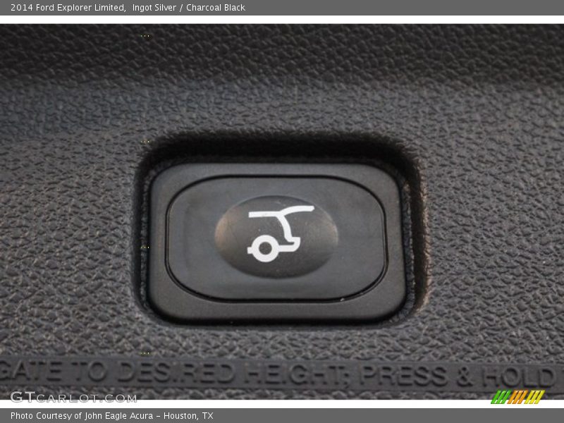 Ingot Silver / Charcoal Black 2014 Ford Explorer Limited