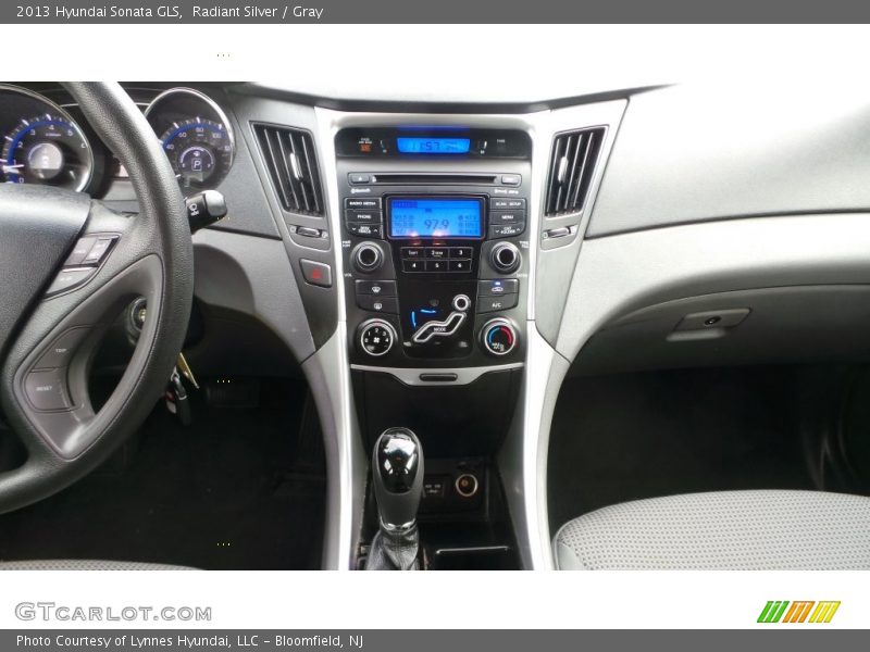 Radiant Silver / Gray 2013 Hyundai Sonata GLS