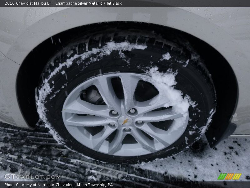 Champagne Silver Metallic / Jet Black 2016 Chevrolet Malibu LT