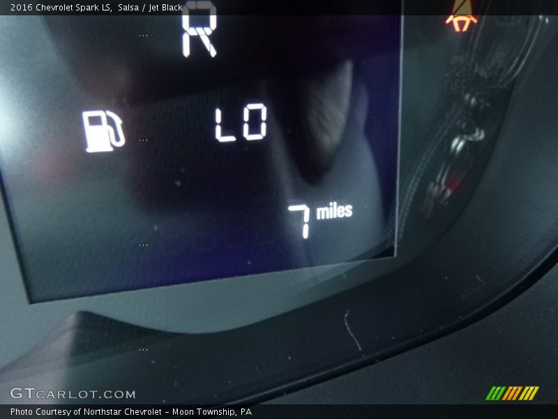 Salsa / Jet Black 2016 Chevrolet Spark LS