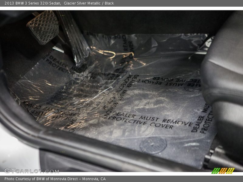 Glacier Silver Metallic / Black 2013 BMW 3 Series 320i Sedan