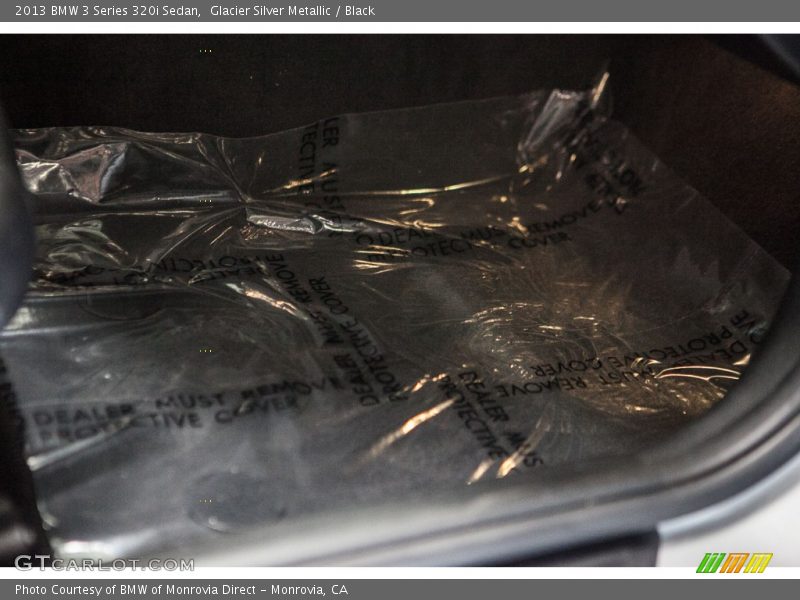 Glacier Silver Metallic / Black 2013 BMW 3 Series 320i Sedan