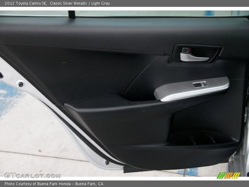 Classic Silver Metallic / Light Gray 2012 Toyota Camry SE