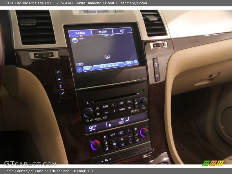 White Diamond Tricoat / Cashmere/Cocoa 2011 Cadillac Escalade EXT Luxury AWD