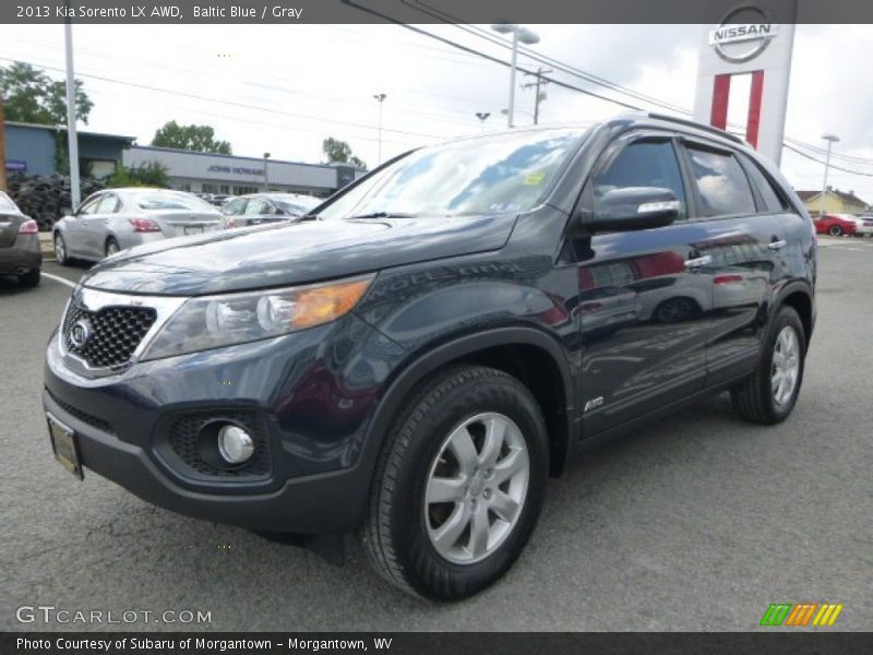 Front 3/4 View of 2013 Sorento LX AWD