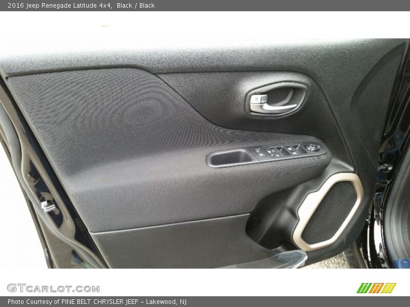 Black / Black 2016 Jeep Renegade Latitude 4x4