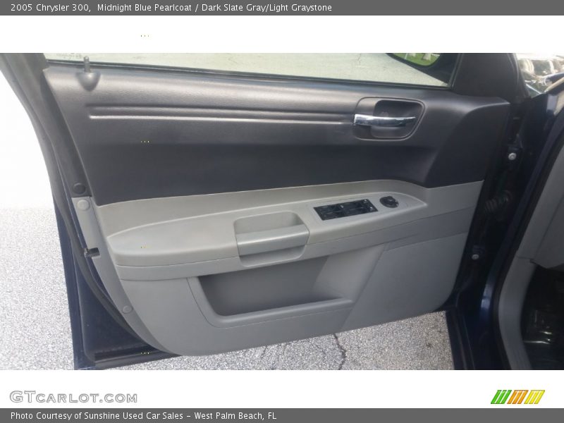 Midnight Blue Pearlcoat / Dark Slate Gray/Light Graystone 2005 Chrysler 300