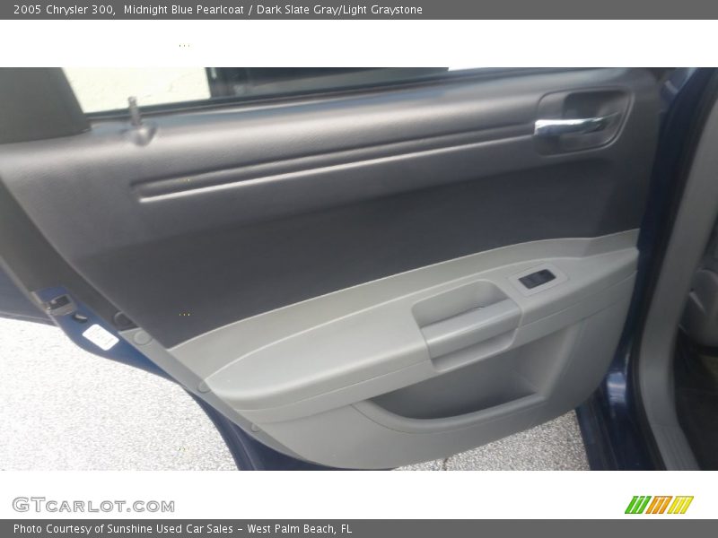 Midnight Blue Pearlcoat / Dark Slate Gray/Light Graystone 2005 Chrysler 300
