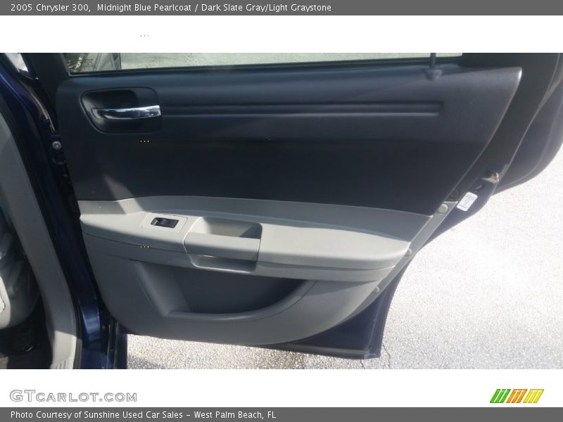 Midnight Blue Pearlcoat / Dark Slate Gray/Light Graystone 2005 Chrysler 300
