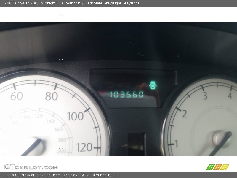 Midnight Blue Pearlcoat / Dark Slate Gray/Light Graystone 2005 Chrysler 300
