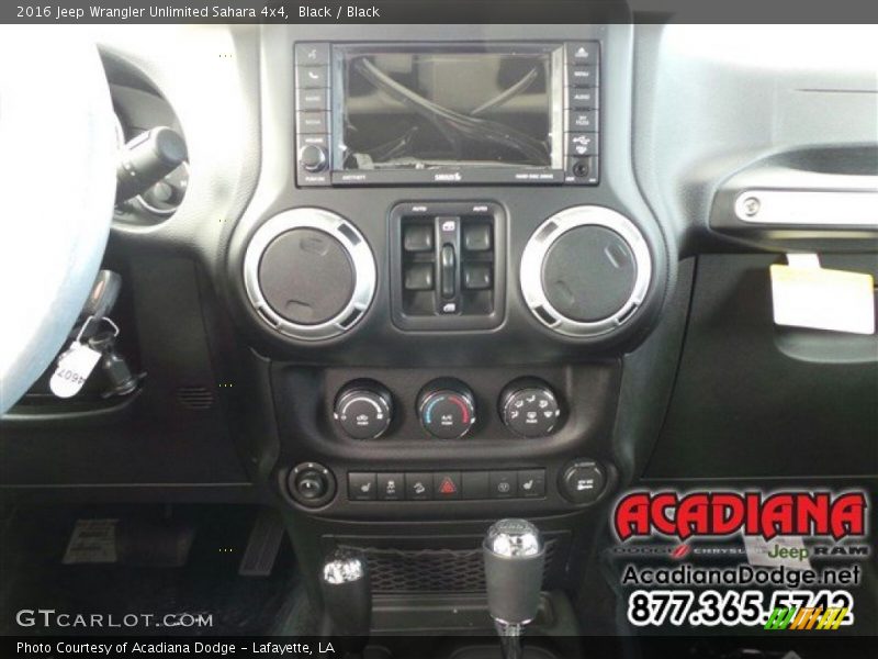Black / Black 2016 Jeep Wrangler Unlimited Sahara 4x4