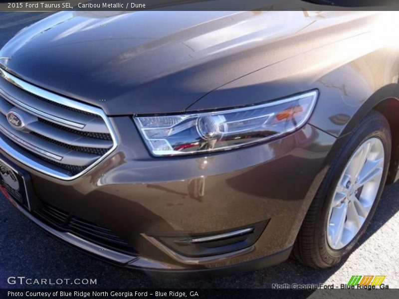 Caribou Metallic / Dune 2015 Ford Taurus SEL