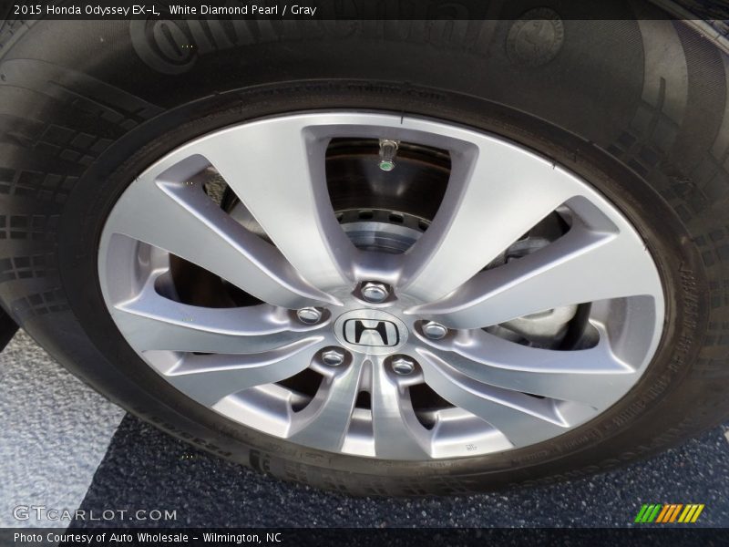 White Diamond Pearl / Gray 2015 Honda Odyssey EX-L