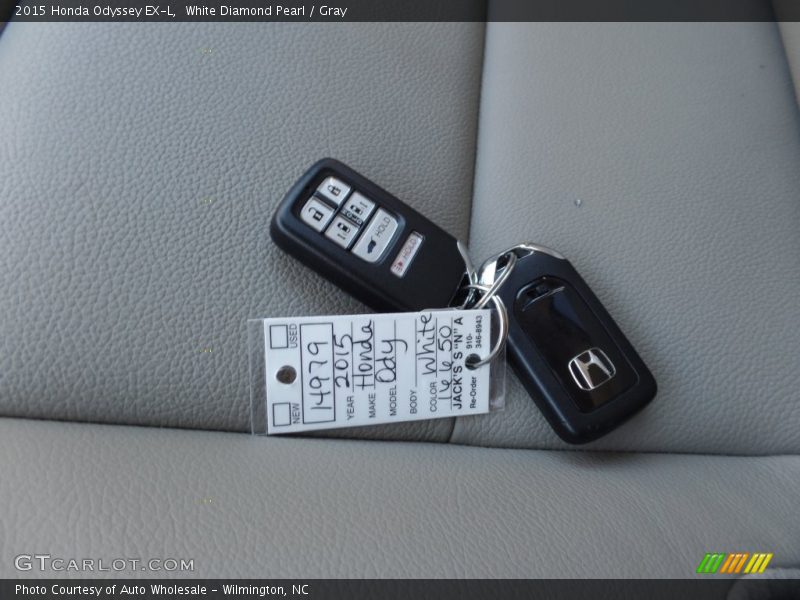 White Diamond Pearl / Gray 2015 Honda Odyssey EX-L