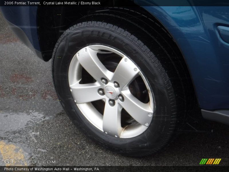 Crystal Lake Metallic / Ebony Black 2006 Pontiac Torrent