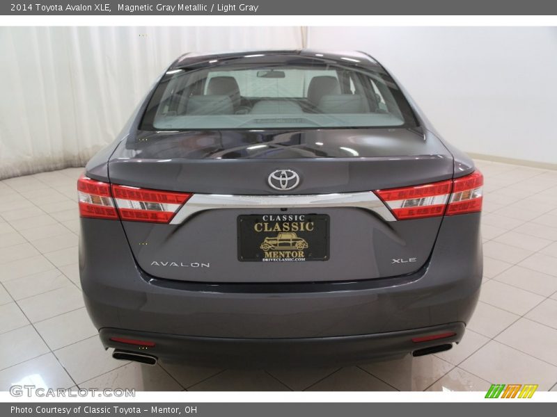 Magnetic Gray Metallic / Light Gray 2014 Toyota Avalon XLE